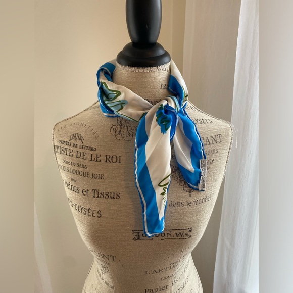 Vera Bright blue pomegranate silk scarf - Picture 5 of 5